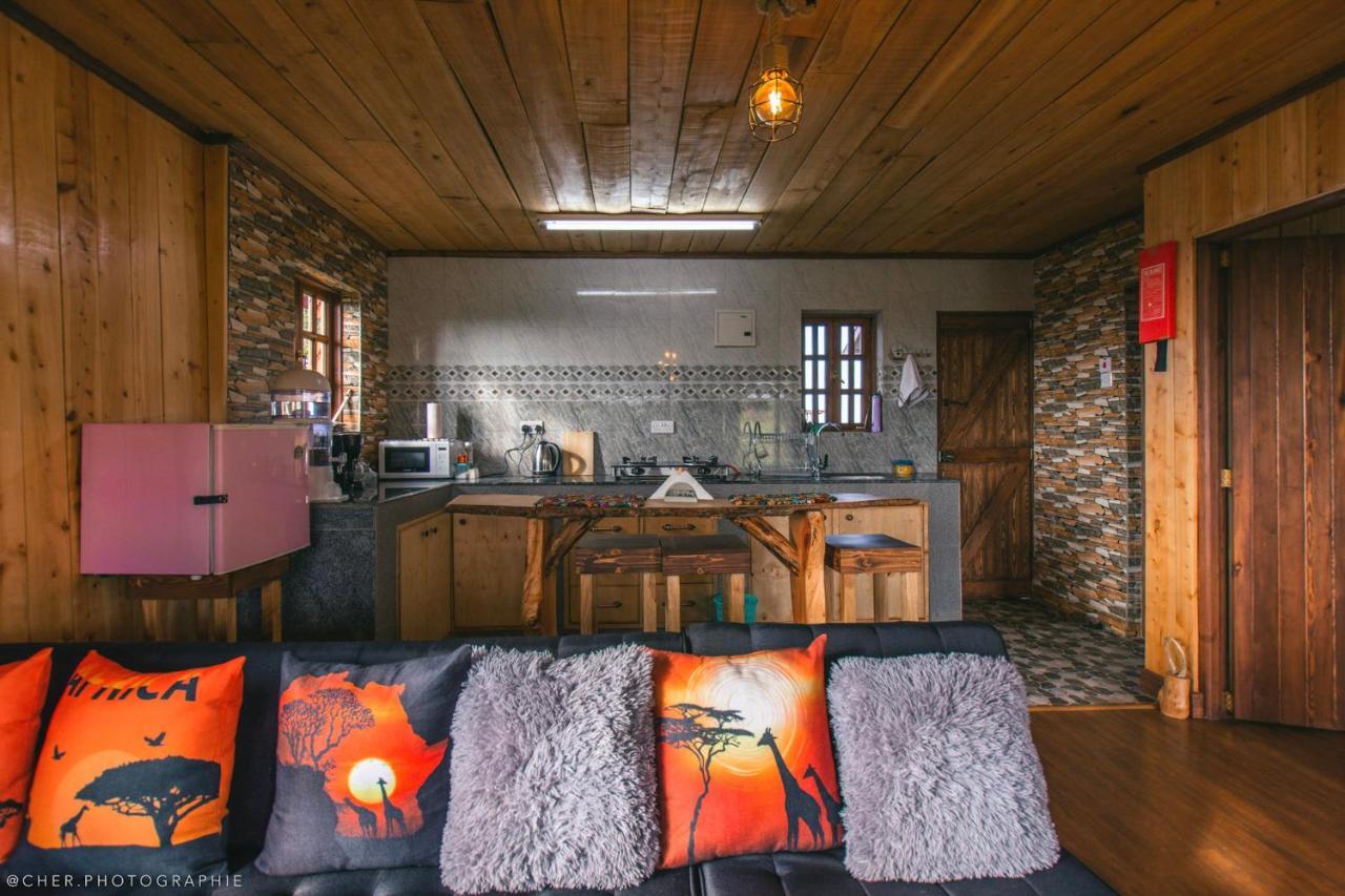 شقة The Wonky House Timau المظهر الخارجي الصورة